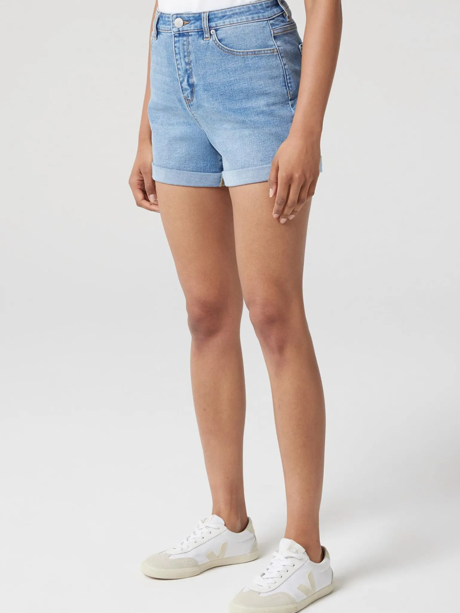 Alexa Boyfriend Short