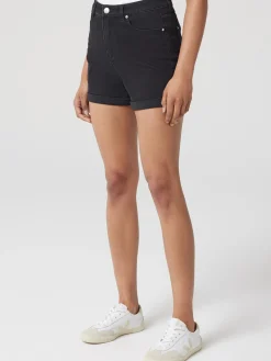 Alexa Boyfriend Short