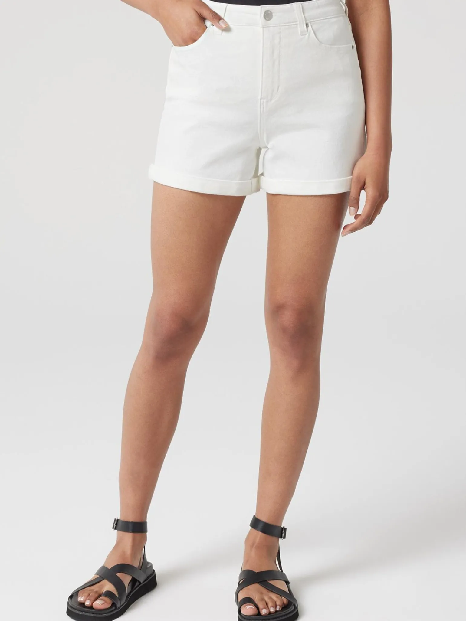 Alexa Boyfriend Short