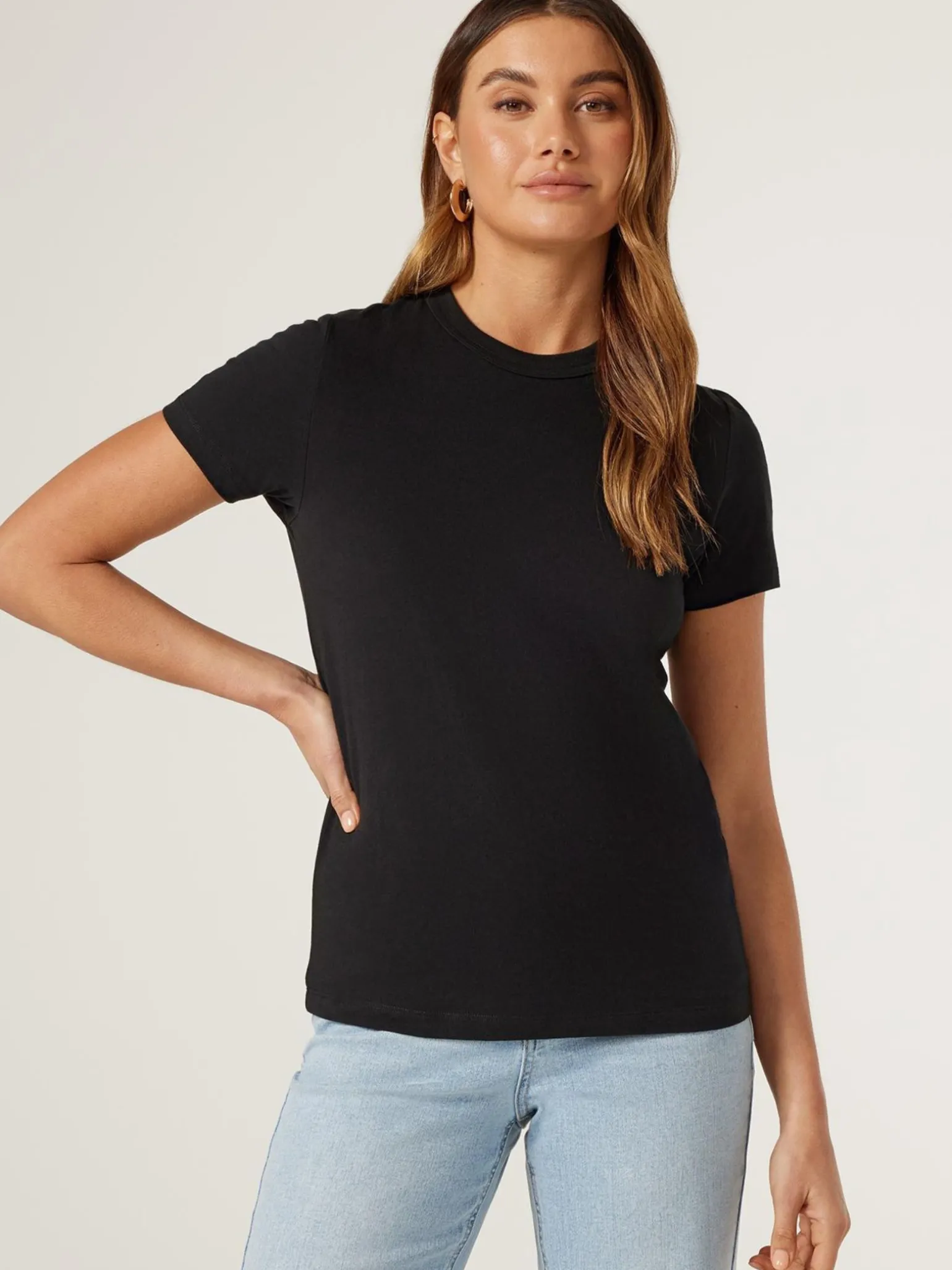 Classic Crew Neck Tee