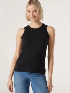 Essential Tank