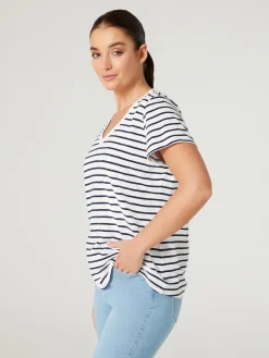 Essential V-Neck Tee
