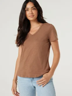 Essential V-Neck Tee