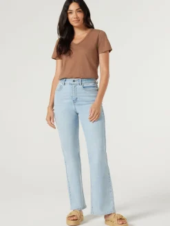 Essential V-Neck Tee