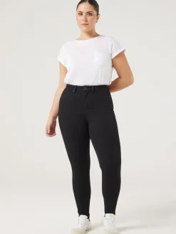 Freeform Curve Skinny Jeans