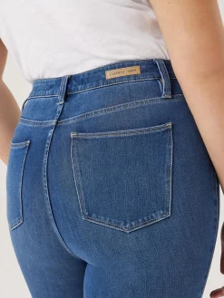 Freeform Curve Skinny Jeans