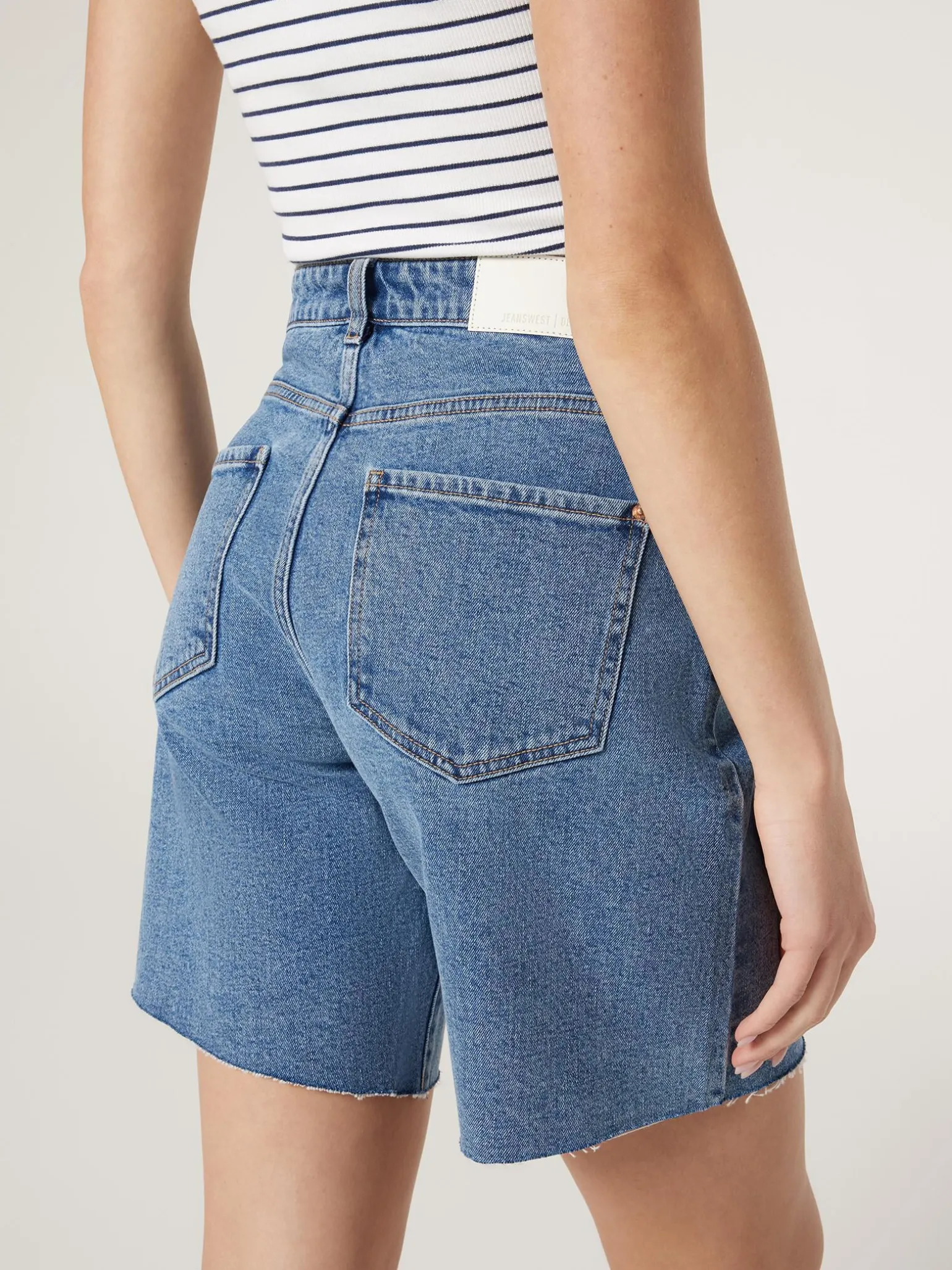 Jade Short