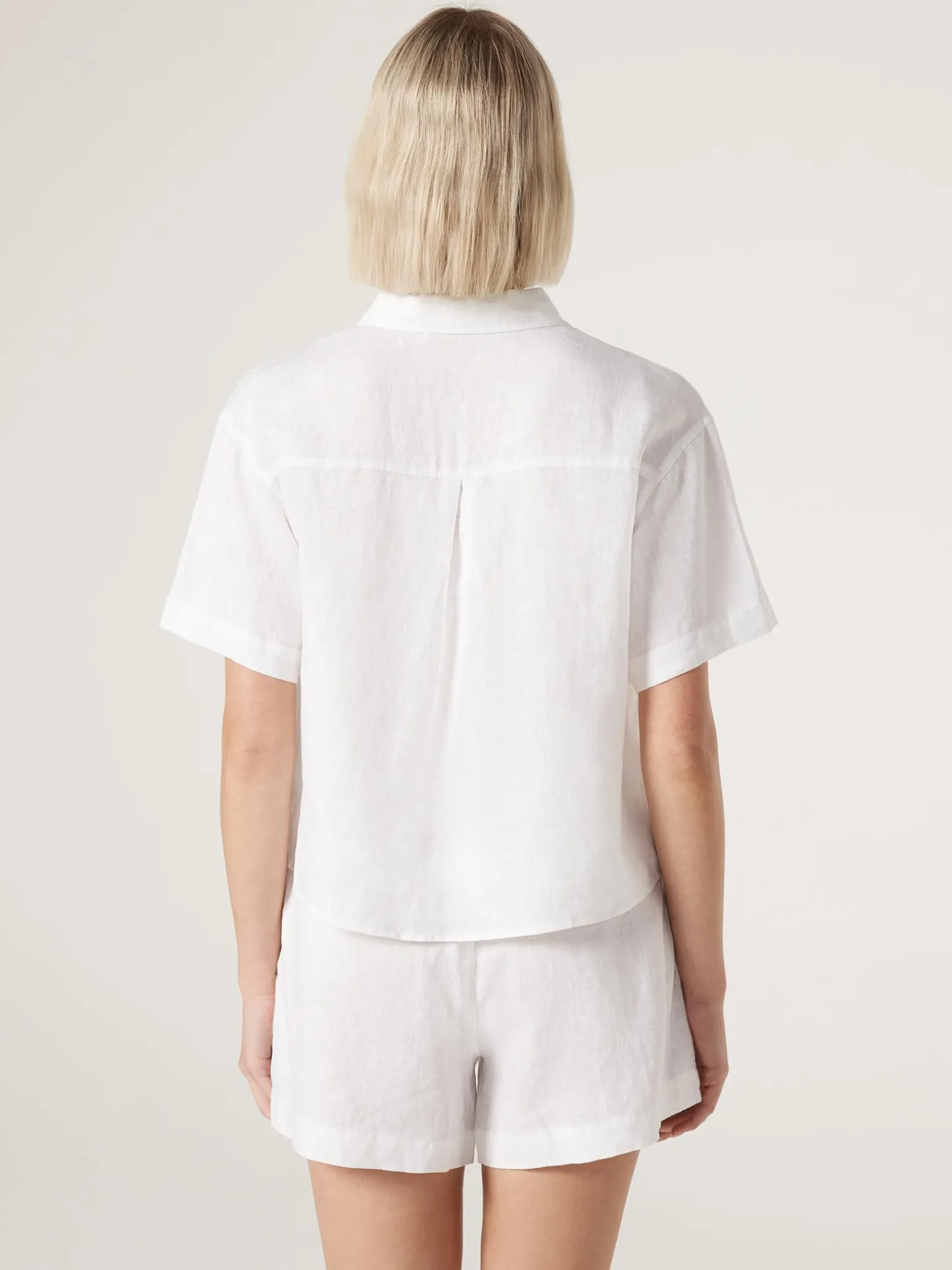 J-Luxe Classic Linen Relaxed Shirt