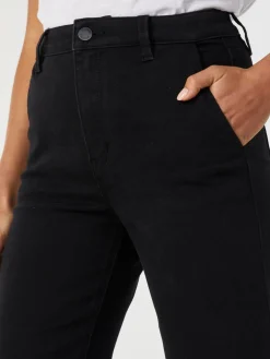 Kelsey Relaxed Capri