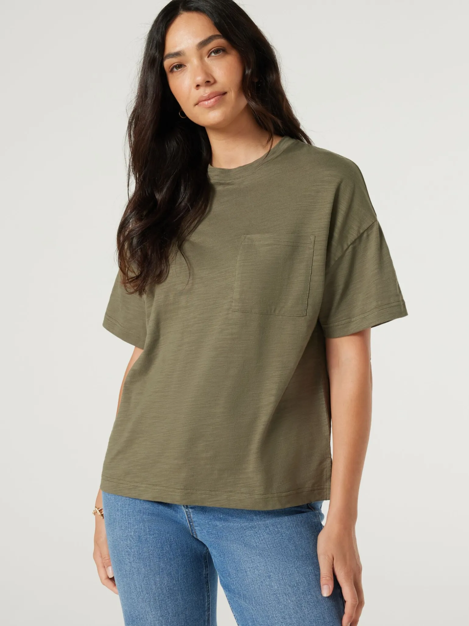 Relaxed Pocket Tee