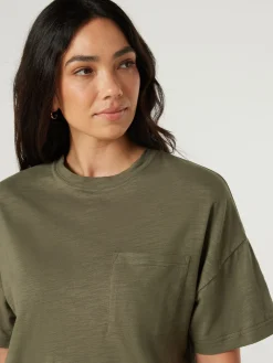 Relaxed Pocket Tee