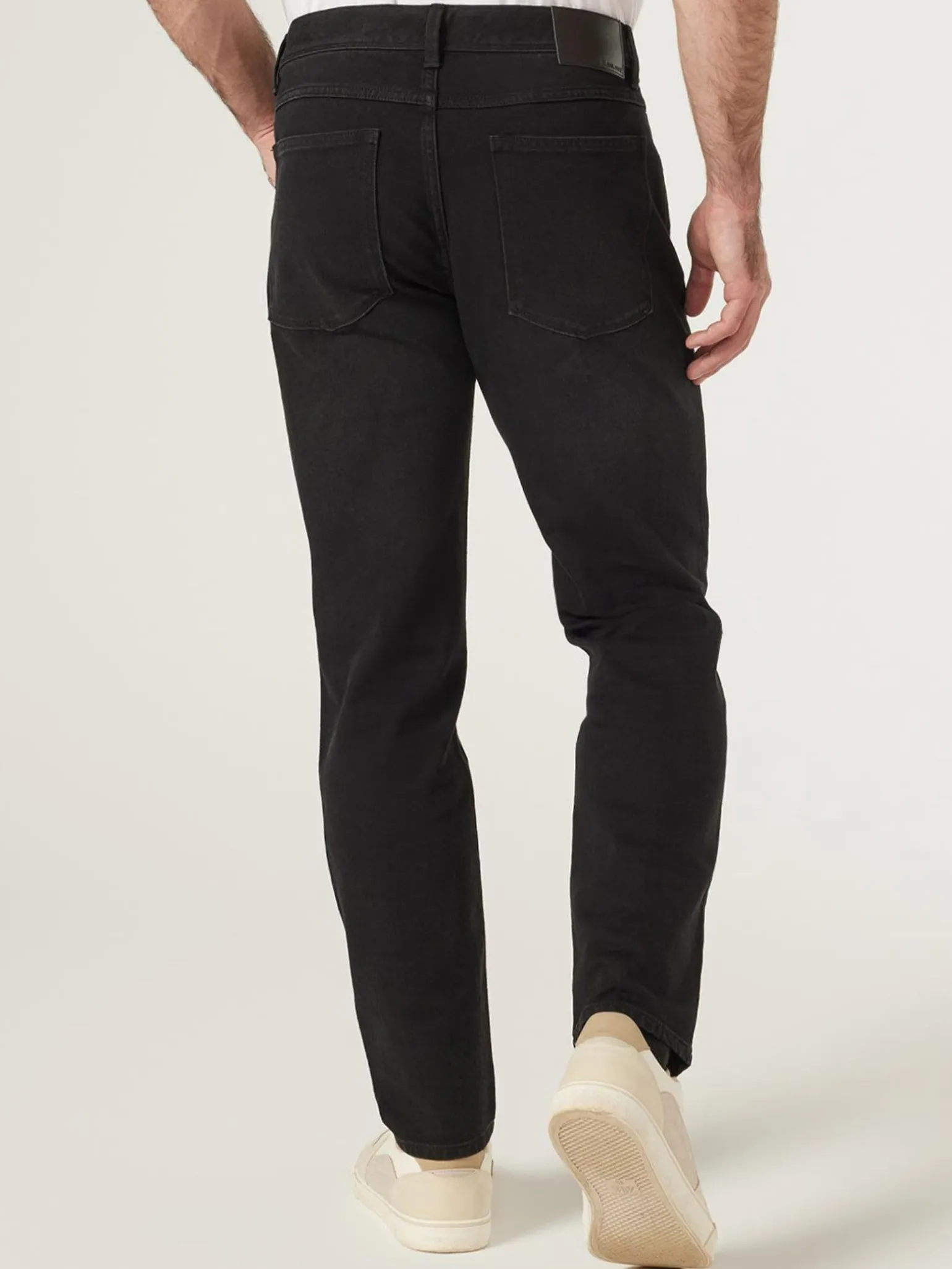 Relaxed Straight Jean