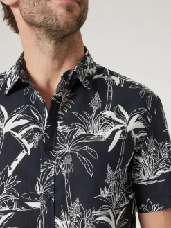 Short Sleeve Leon Print Shirt