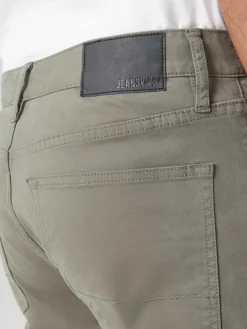 Slim Tapered Jeans